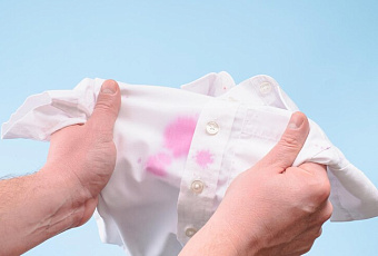 Как отстирать фруктовый микс на цветной, белой и темной одежде