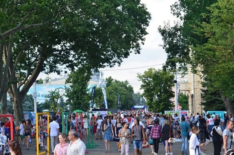 В Краснодаре из-за непогоды перенесли фестиваль молодежи