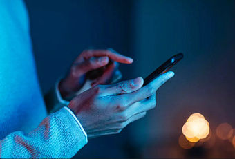 Эксперт: push-уведомления «пожирают» до трети заряда смартфона ежедневно