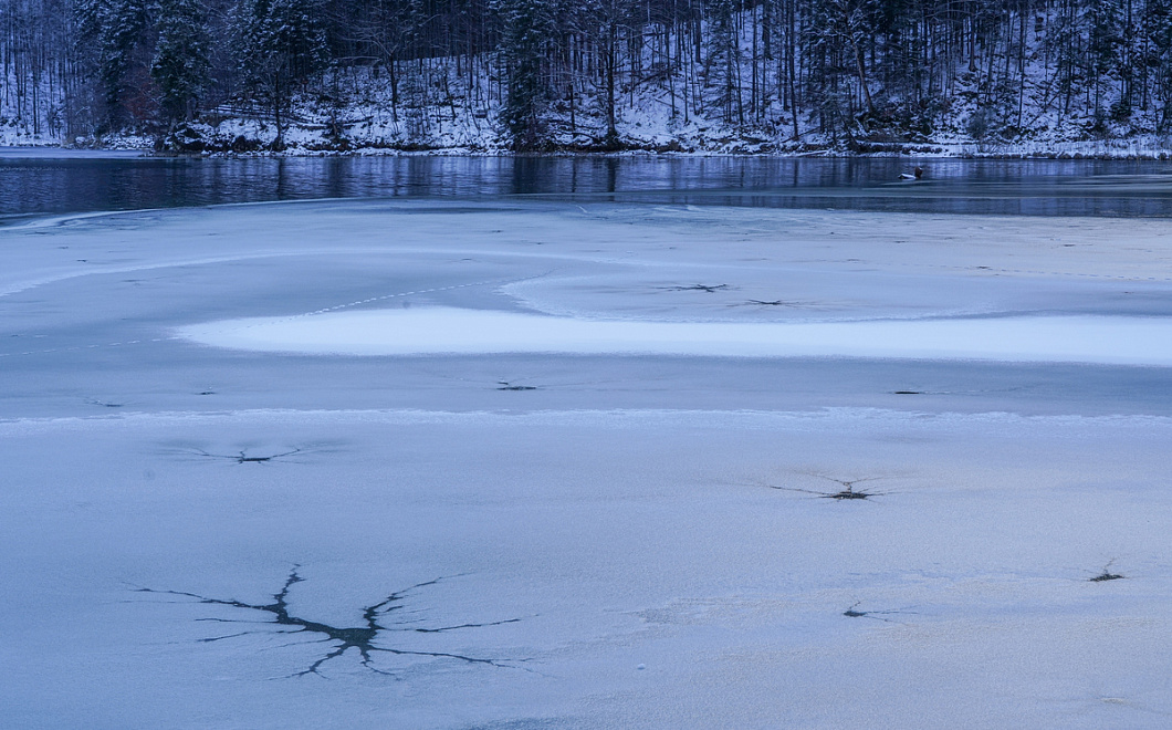 Основные правила спасения на воде в осенне-зимний период: как действовать в экстренной ситуации