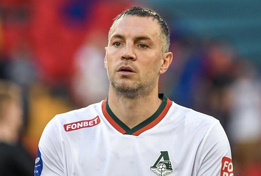 Дзюбу дисквалифицировали на 2 матча за грубость в адрес журналиста 