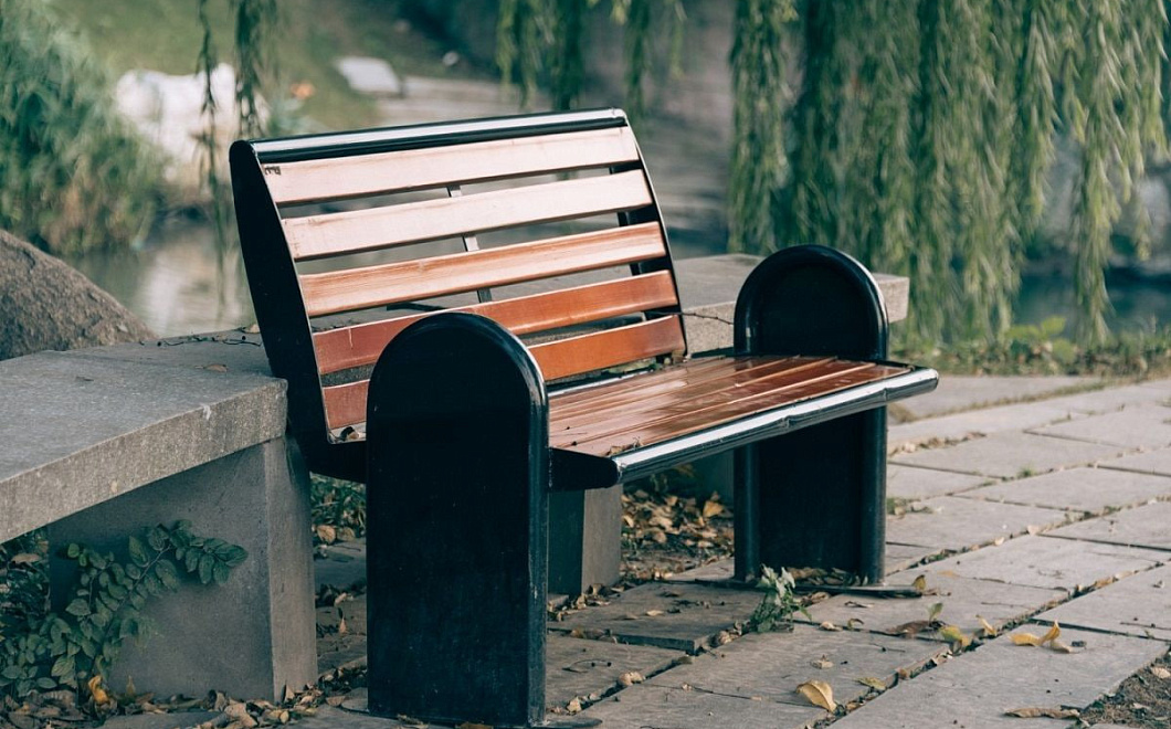  Кубанский пенсионер оставил под лавочкой 1 млн рублей для мошенников