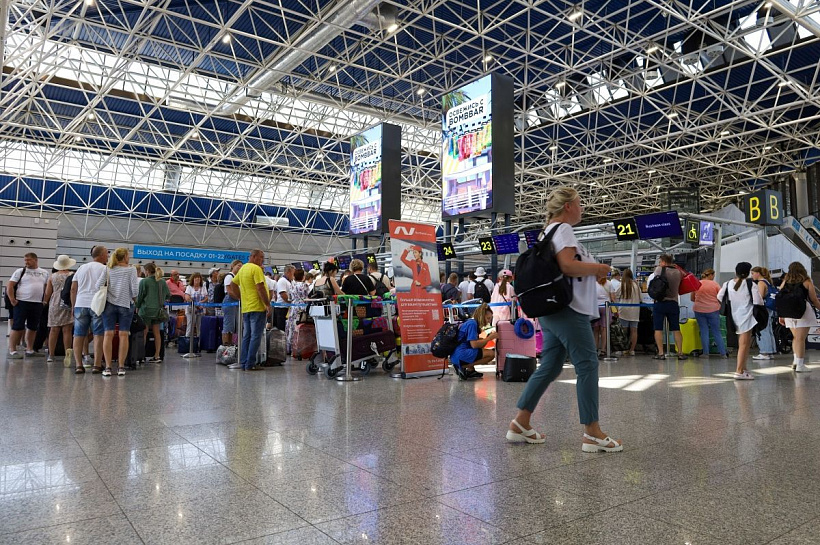 В Сочи отменили угрозу атаки БПЛА и открыли аэропорт