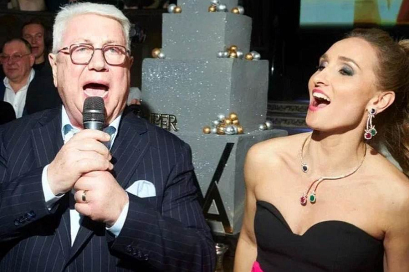 На своем юбилее комик Владимир Винокур водил дочь за хвост