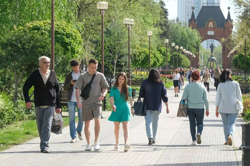 Более половины краснодарцев останутся дома на короткие майские праздники