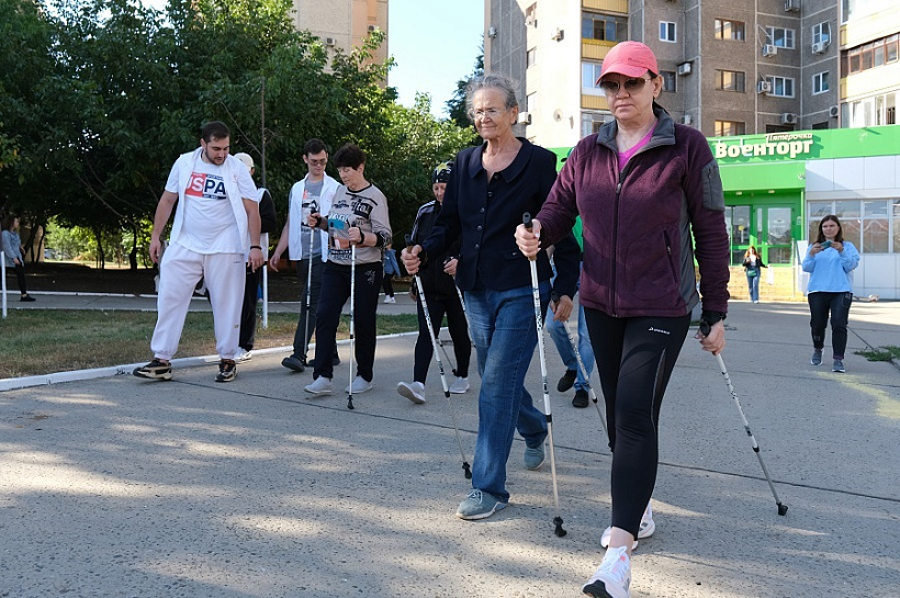Скандинавская ходьба в серебряном возрасте: за и против