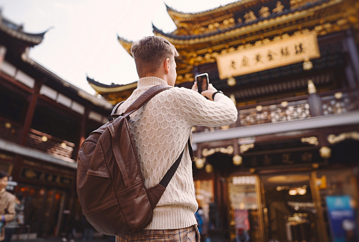 Спрос на поездки в Китай вырос на 50% после введения безвизового режима