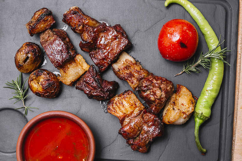 Спрос на мясо для шашлыка в апреле вырос на 12% из-за раннего потепления