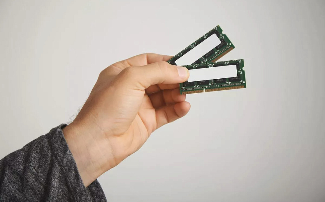 Micron прогнозирует дефицит чипов памяти для ПК и смартфонов в 2026 году
