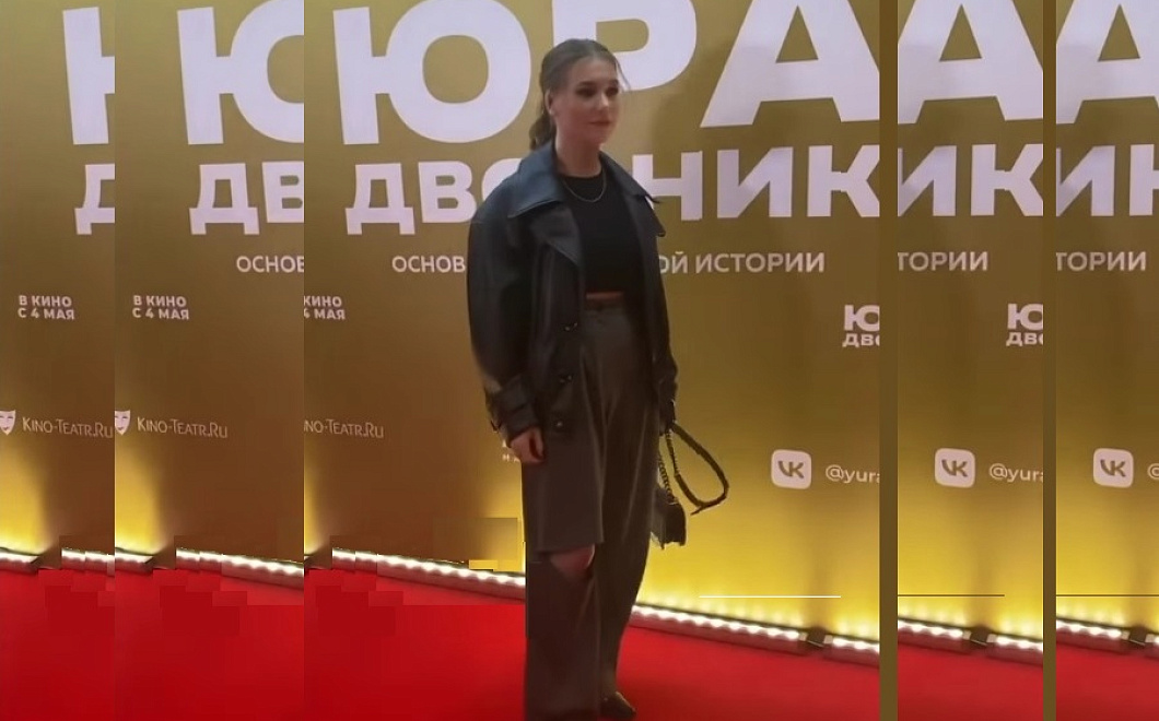 Скромных размеров дырка разведенной актрисы Кристины Асмус многих разочаровала