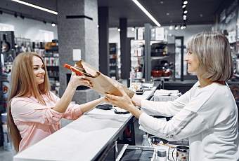 Магазины с 1 сентября 2026 года будут обязаны принимать подтверждение возраста через Max