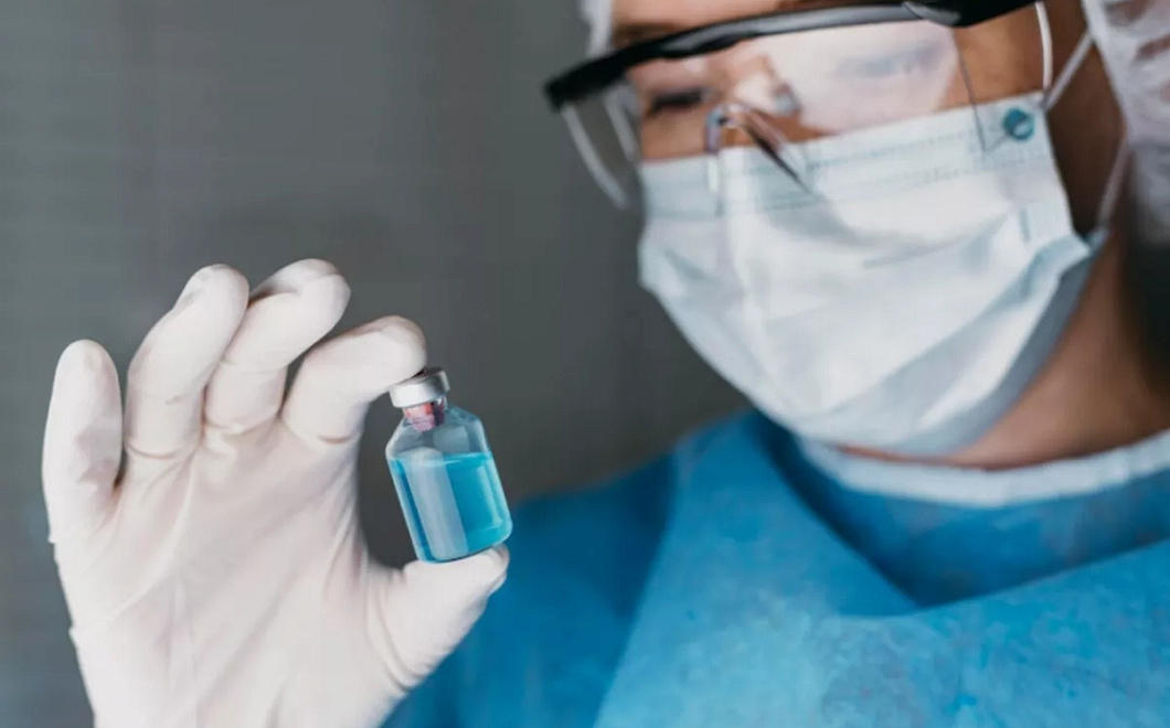 В России впервые применили персонализированную мРНК-вакцину от меланомы кожи