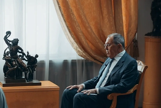 Лавров назвал недопустимым сдерживание карьерного роста женщин