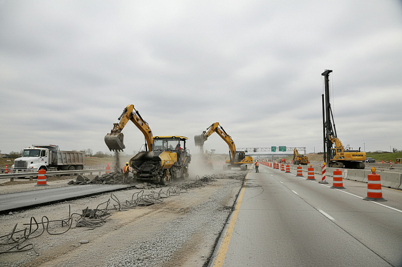 Литва начала разбирать дорогу в Калининград, Европа готовит три механизма войны с Россией