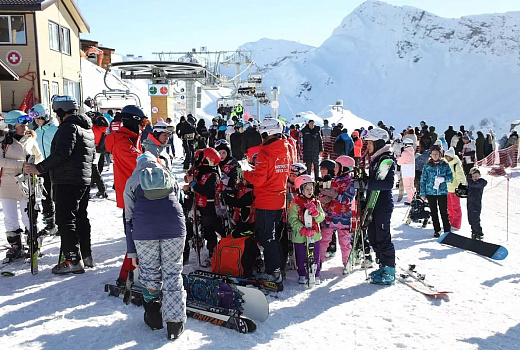 Почти 1 млн туристов посетили Сочи за два месяца 2026 года, загрузка отелей достигла 68%