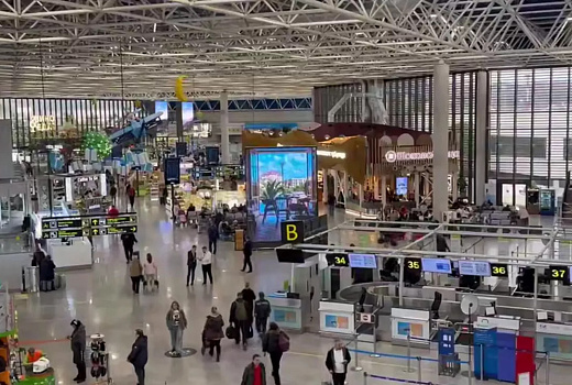 Аэропорт Сочи стабилизирует работу после сбоев из-за ограничений в Москве