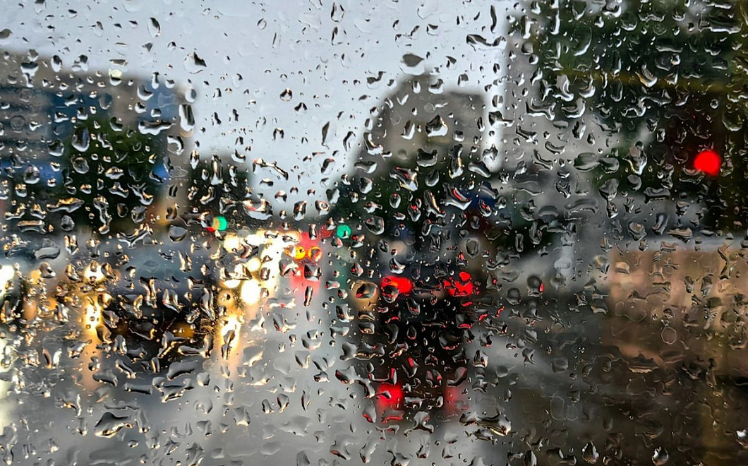 Штормовое предупреждение: Кубань ждут ливни с грозами и шквальный ветер