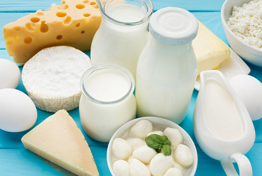 Домашнее молоко не прокисло, а на вкус начинает  горчить?