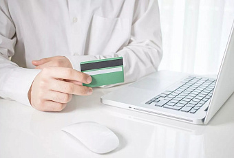 ЛДПР предложила отменить комиссии за банковские переводы между близкими родственниками