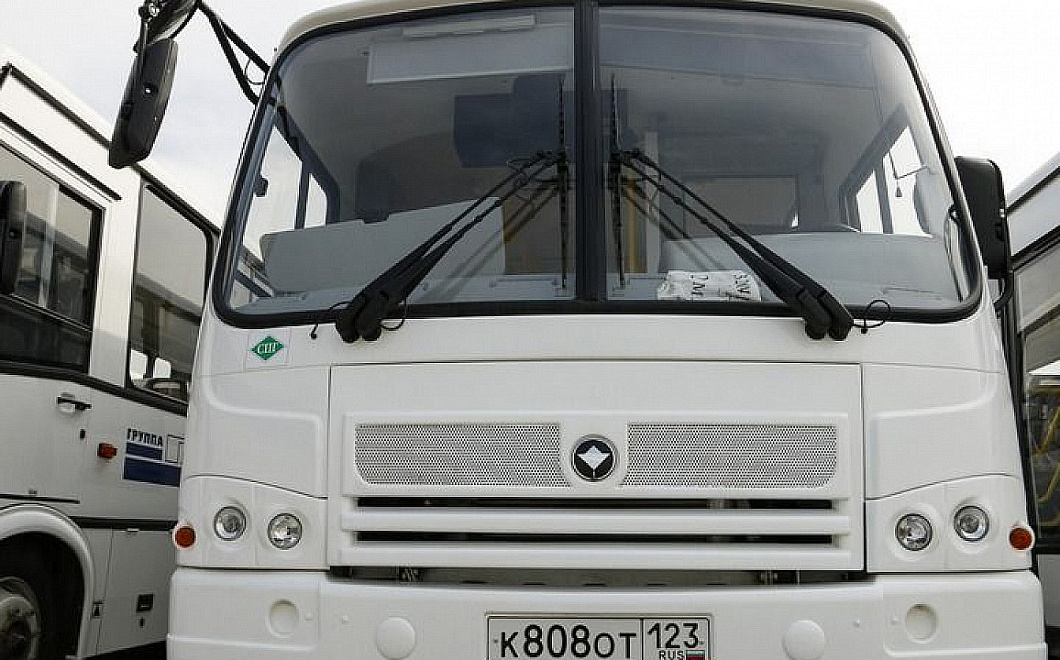 В Краснодаре уволили водителя маршрутки, угрожавшего пассажиру куском трубы