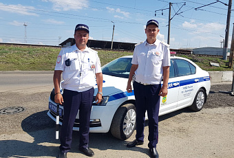 В Краснодаре полицейские помогли доставить в больницу младенца, выпавшего из люльки