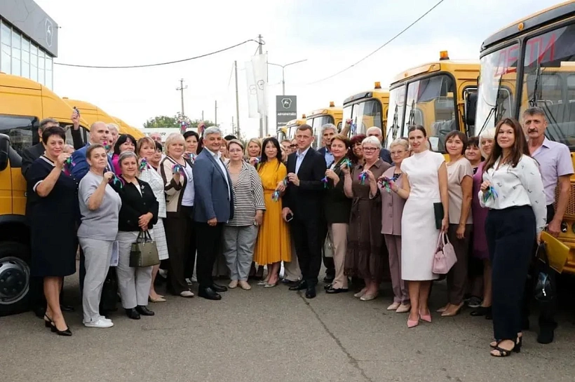 Школьный автопарк Краснодарского края пополнили 59 новых автобусов