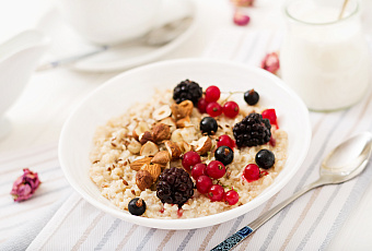 Важный утренний выбор: что должно быть в завтраке школьника