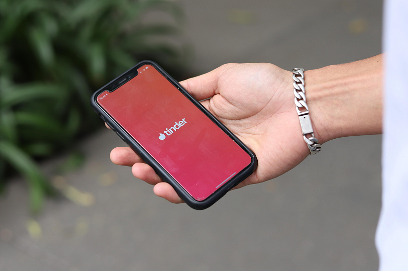 Tinder уходит из России
