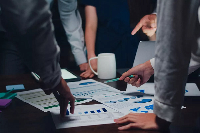 Исследование: компании продолжают агрессивно тратить на ИИ, даже ожидая пузырь и не видя отдачи