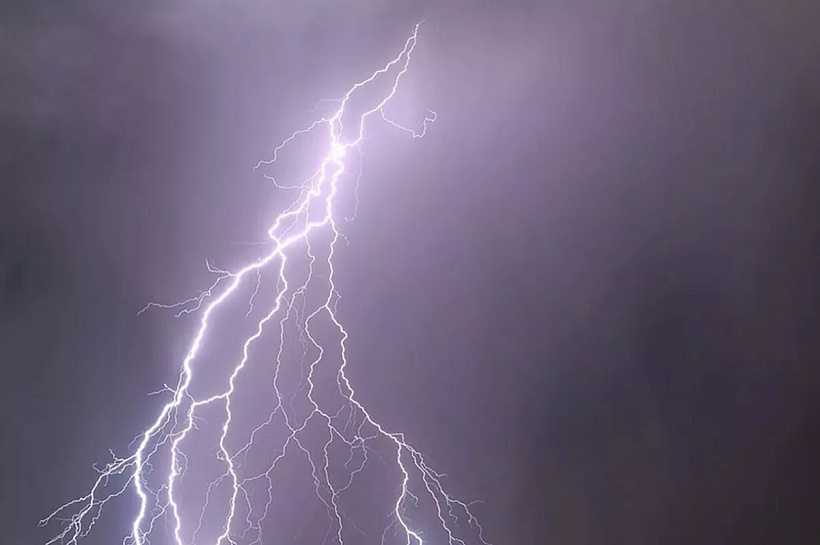 В Сочи и Сириусе в ночь на 2 декабря ожидается гроза