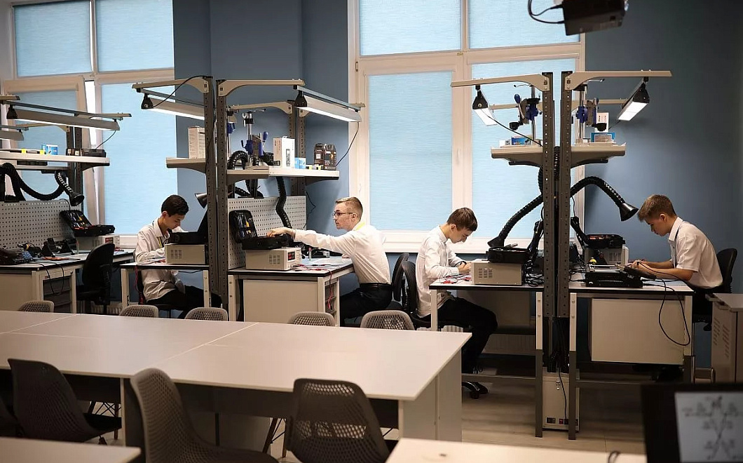 В Усть-Лабинске открыли IT-колледж с фокусом на ИИ и робототехнику