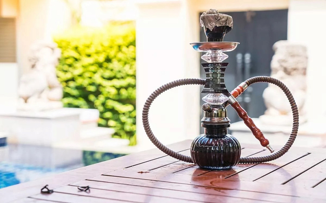 Эксперт: Полный запрет кальянов в России маловероятен в 2026 году