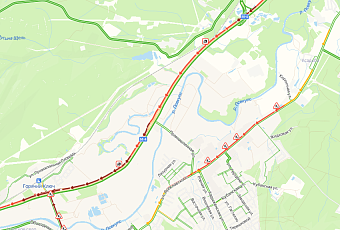 Гигантские пробки образовались на пути к Черному морю: машины стоят у Горячего Ключа и Геленджика