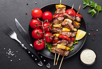 Траты россиян на майские праздники 2026 года вырастут на 10%