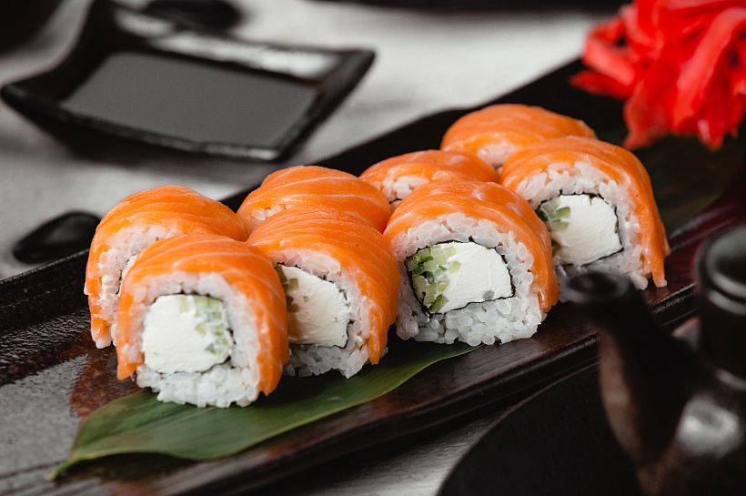 Вкусно, но коварно: почему не стоит злоупотреблять роллами