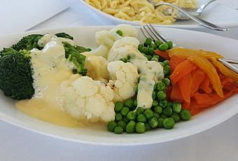 Перестань считать калории: самые простые лайфхаки, которые помогут начать правильно питаться