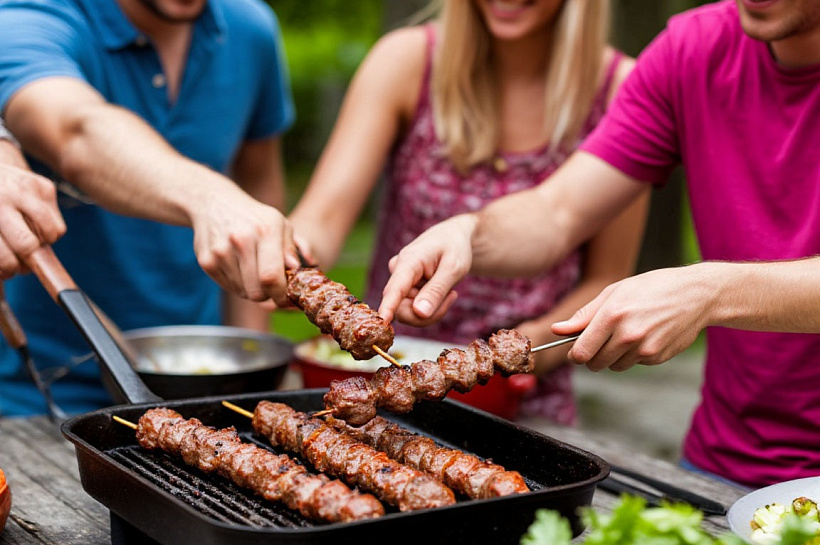 Спрос на маринованное мясо для шашлыка в России снизился на 6% за четыре месяца