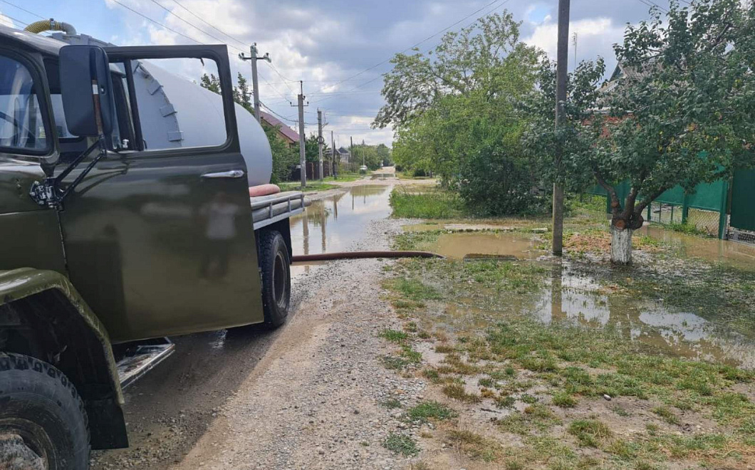 132 дома и 269 дворов остаются подтопленными в Славянске-на-Кубани