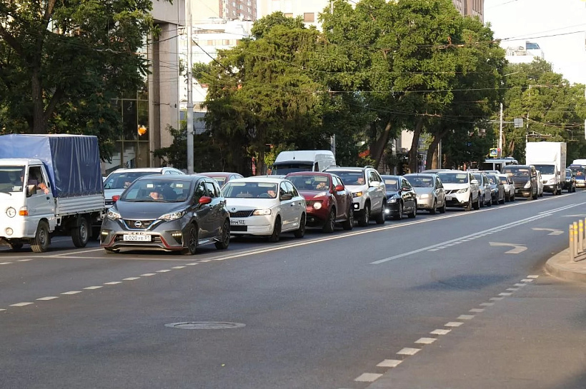 Зимние шины и омывайка: что покупают водители Кубани к холодам