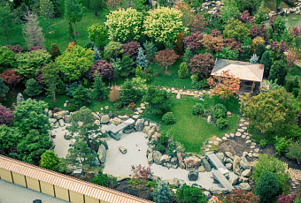 Японские фонари, забор из бамбука: как идет строительство новой очереди парка Галицкого