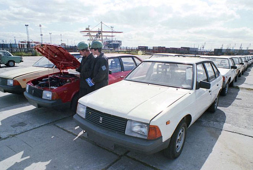 «Москвич» по-китайски: автоэксперт рассказал, какой автомобиль советского бренда будут выпускать на бывшем заводе Renault