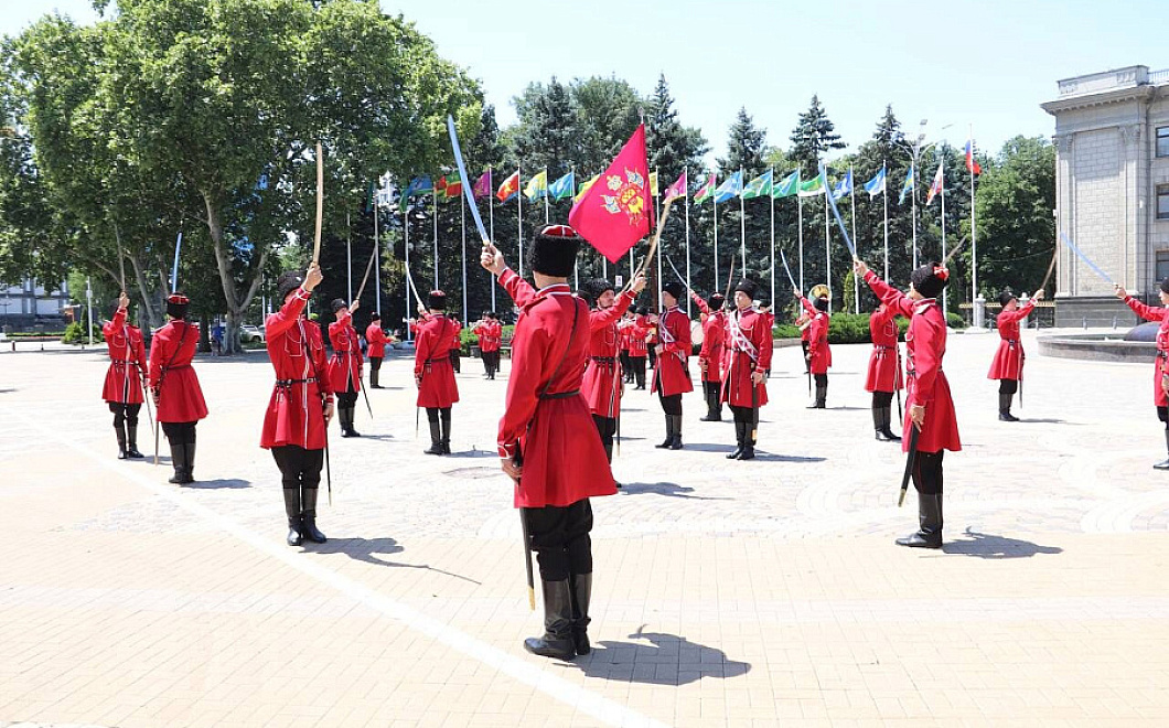 Торжественное мероприятие в честь 230-летия подписания Екатериной II жалованной грамоты казакам прошло в Краснодаре