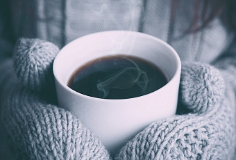 Кофейная пауза: надо ли отказываться от любимого напитка во время простуды