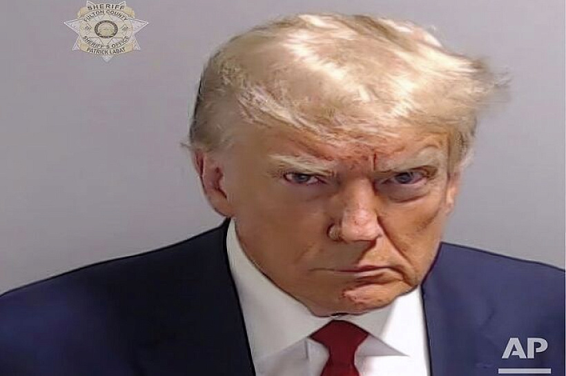 Байден отреагировал на арест Трампа 