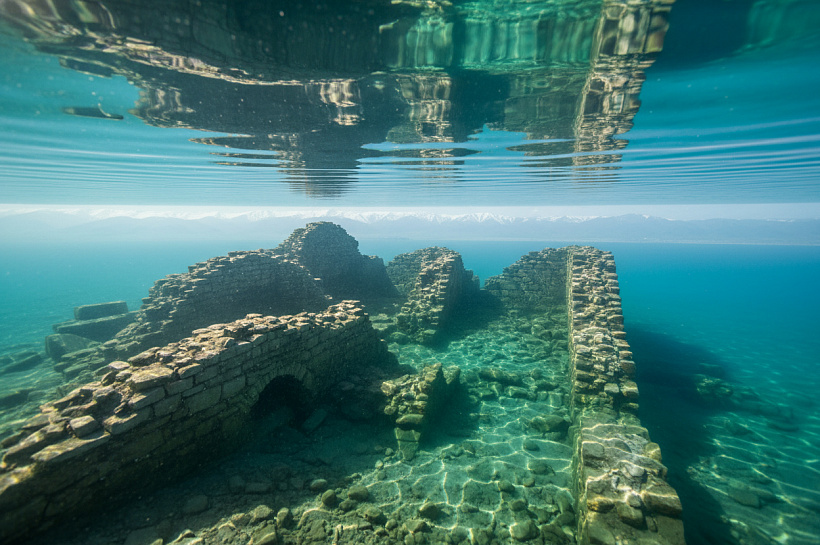 Подводные руины средневекового города на Иссык-Куле раскрывают тайны исчезнувшей цивилизации