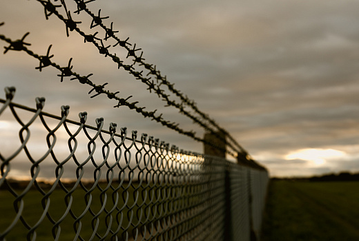 В Сочи двух бывших инспекторов ДПС осудили за коррупцию и подделку документов