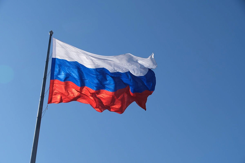 Торжественная церемония поднятия флага России состоялась на Главной городской площади Краснодара