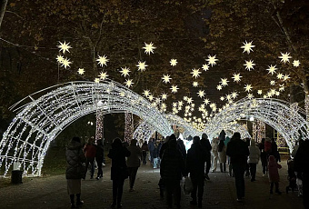 48% россиян готовы потратить на новогодний отдых до 150 тысяч рублей