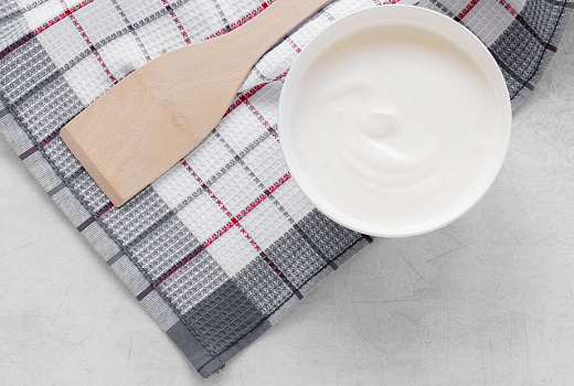 Без жиров и вреда: чем полезна обезжиренная сметана