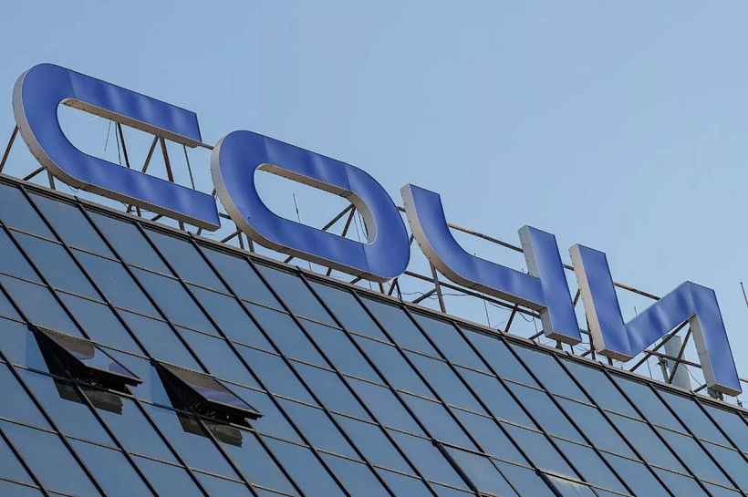 20 рейсов задерживаются в аэропорту Сочи после ночных ограничений